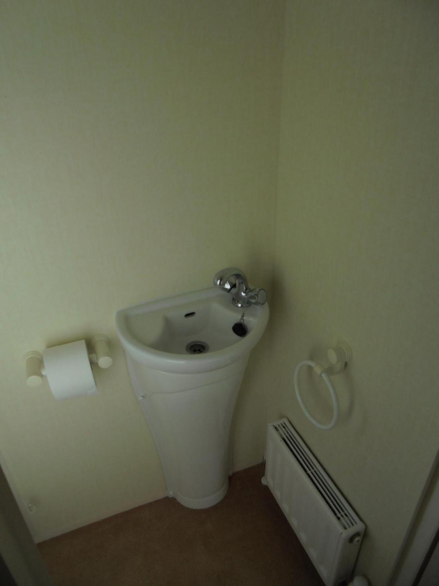 Sealands Everglade Ii:- 6 Berth, Heated Access To The Holiday home *