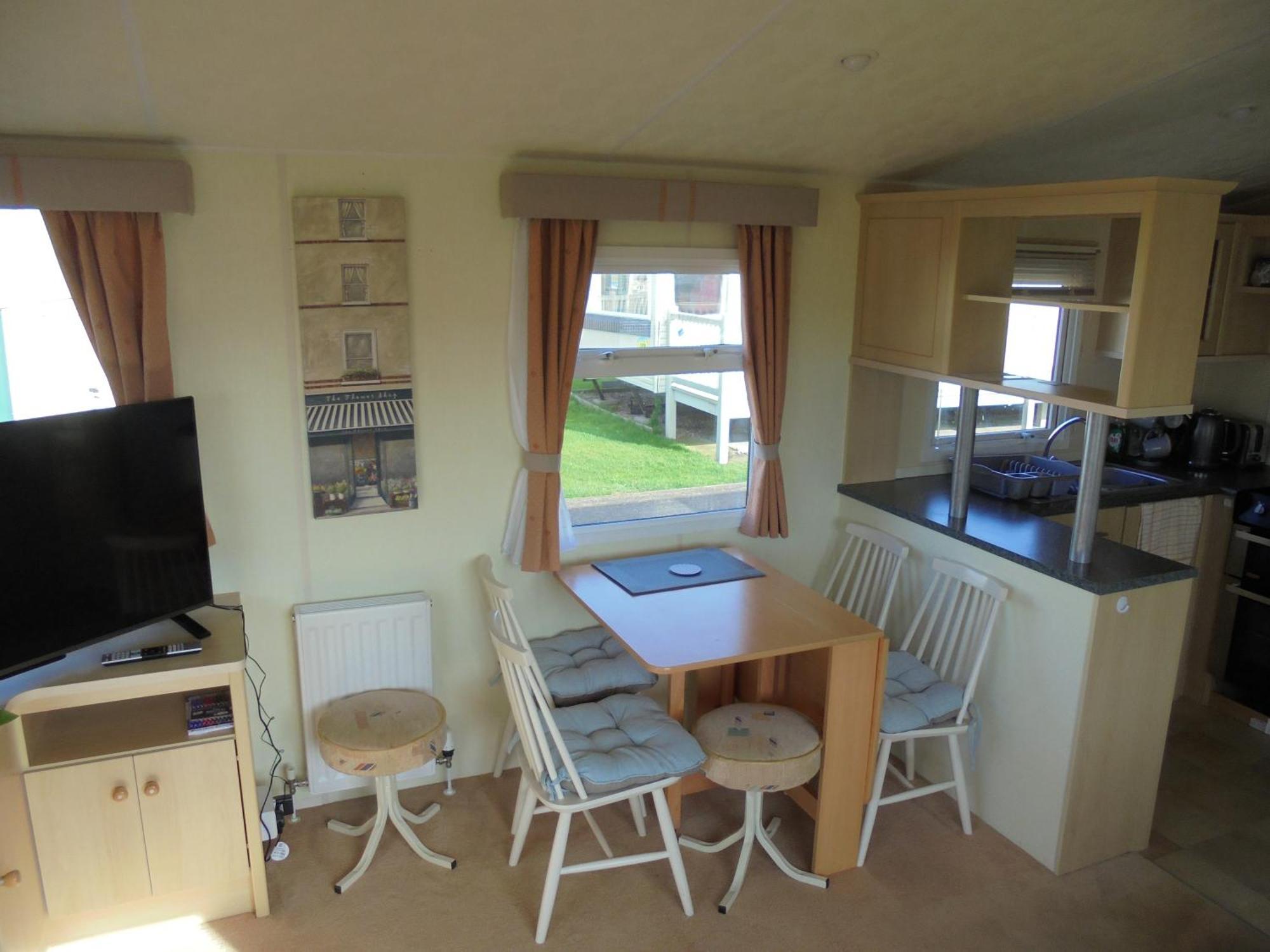 Holiday home Sealands Everglade Ii:- 6 Berth, Heated Access To The
